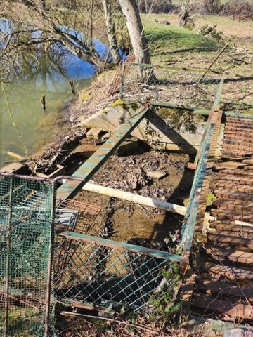 Terrain de loisirs - Bois - Etang à vendre à Touchay dans le Cher (18160), ref : 1076750DA