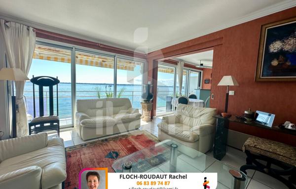 Vue mer panoramique pour cet appartement de 75m2