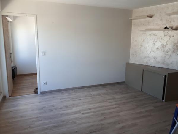 Location Appartement 2 pièces Étréchy (91580) - Proche commerce