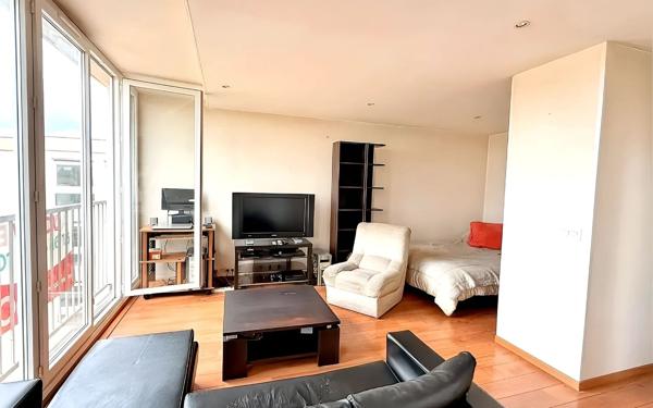 Appartement à vendre    1 pièce • 31 m2 Le Plessis-Trévise