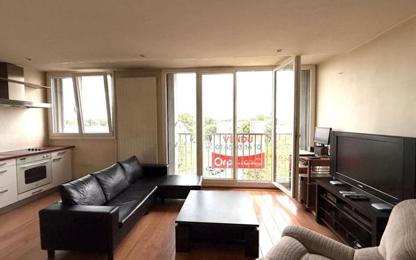 Appartement à vendre    1 pièce • 31 m2 Le Plessis-Trévise