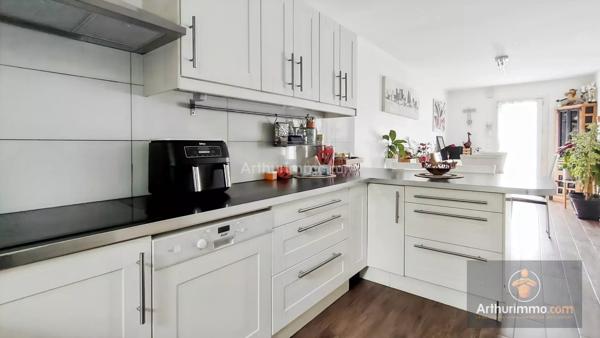 Vente                                                      Maison
                        
                     6 pièces                      100 m2                     à Bondoufle