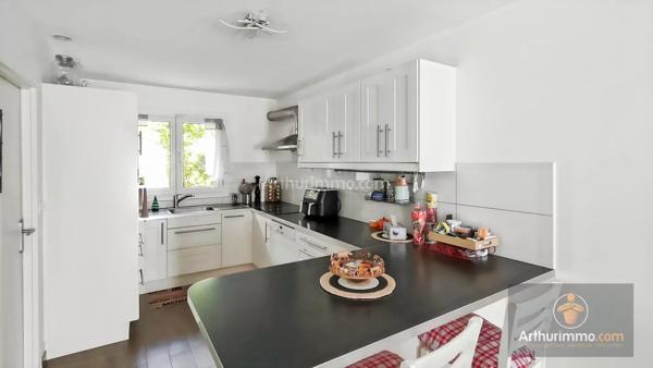 Vente                                                      Maison
                        
                     6 pièces                      100 m2                     à Bondoufle