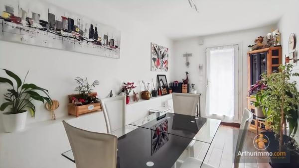 Vente                                                      Maison
                        
                     6 pièces                      100 m2                     à Bondoufle