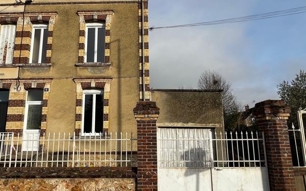 Maison à vendre    5 pièces • 111 m2 Nogent-le-Rotrou