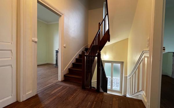 Maison à vendre    5 pièces • 111 m2 Nogent-le-Rotrou