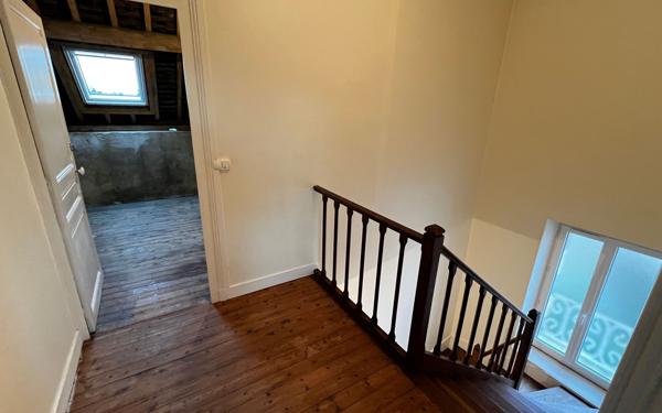 Maison à vendre    5 pièces • 111 m2 Nogent-le-Rotrou