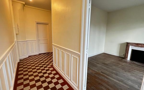 Maison à vendre    5 pièces • 111 m2 Nogent-le-Rotrou