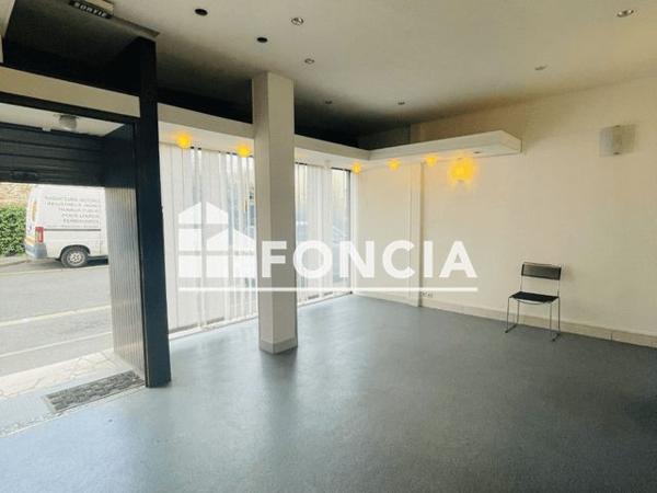 Location Local commercial 2 pièces 44.91 m² - 49, AVENUE PIERRE BROSSOLETTE Viry Chatillon 91170