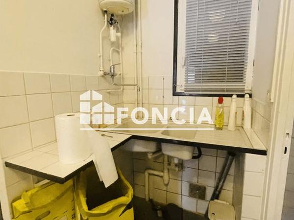 Location Local commercial 2 pièces 44.91 m² - 49, AVENUE PIERRE BROSSOLETTE Viry Chatillon 91170