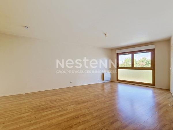 BOIS-D'ARCY - Quartier Croix Bonnet F1 37.15m² au dernier étage