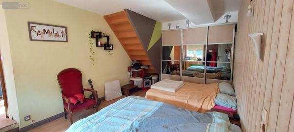 Fermette à vendre à Château-Gontier-sur-Mayenne en Mayenne (53200), ref : 53034-59