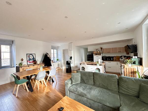 APPARTEMENT T3 - 74m² - CENTRE-VILLE