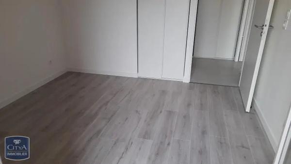 Appartement à louer 2 pièces 59.56m² Balma (31130)