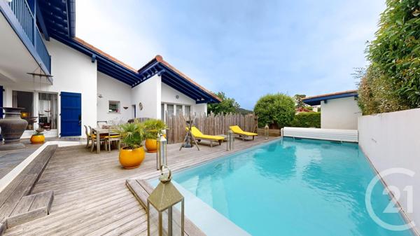 Maison à vendre  8 pièces - 166,62 m2 ST JEAN DE LUZ - 64
