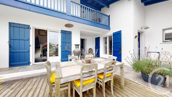 Maison à vendre  8 pièces - 166,62 m2 ST JEAN DE LUZ - 64