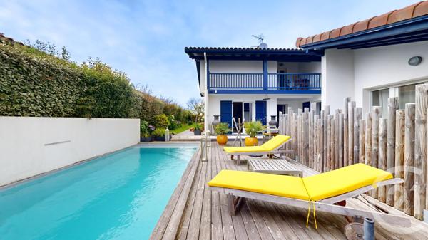 Maison à vendre  8 pièces - 166,62 m2 ST JEAN DE LUZ - 64