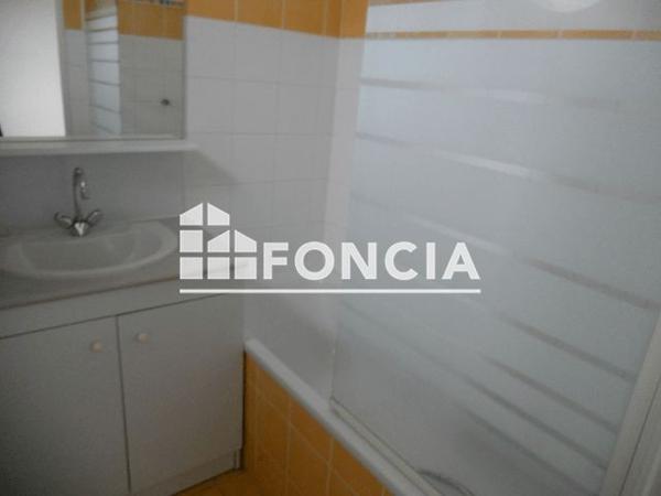 Location Appartement 2 pièces 44.18 m² - 2 RUE DE SOLFERINO Elbeuf 76500