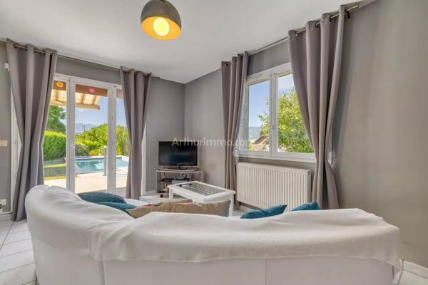 Vente Maison 6 pièces 140 m2 à Voglans