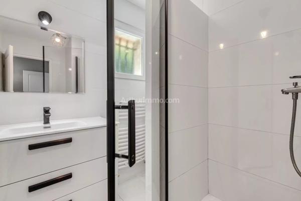 Vente Maison 6 pièces 140 m2 à Voglans