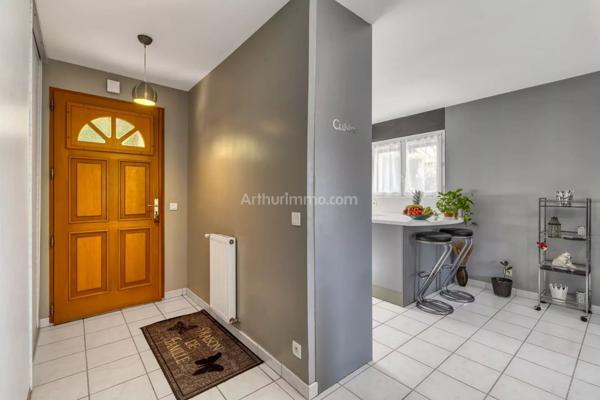 Vente Maison 6 pièces 140 m2 à Voglans