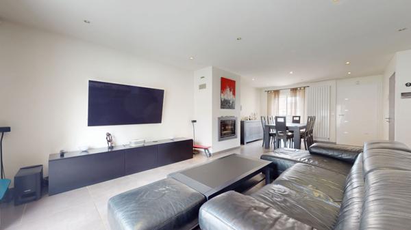 Maison Roissy En Brie 6 pièce(s) 4 chambres