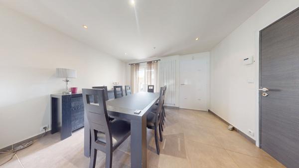 Maison Roissy En Brie 6 pièce(s) 4 chambres