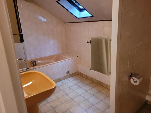 Maison individuelle à vendre 5 pièces Etat impeccable MONTLUCON (03)