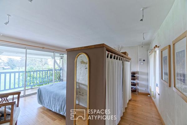 Bâtisse du XVIIIe de plus de 300 m2 remplie de charme