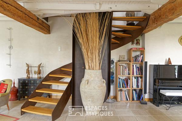 Bâtisse du XVIIIe de plus de 300 m2 remplie de charme