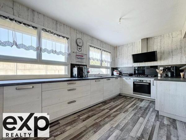 Magnifique Maison Familiale de 217 m² : 6 pièces dont 5 chambres