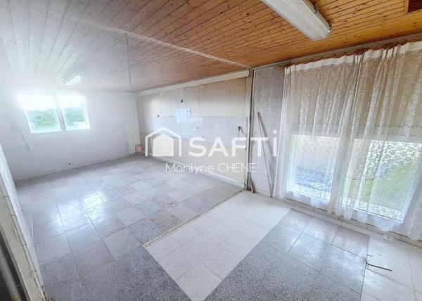 Maison de village sur les hauteurs de Tolvon ( 5 minutes de Voiron) de 120m² avec garage+cave+parcelle 50m²