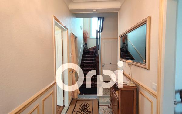 Maison à vendre    11 pièces • 220 m2 Soissons