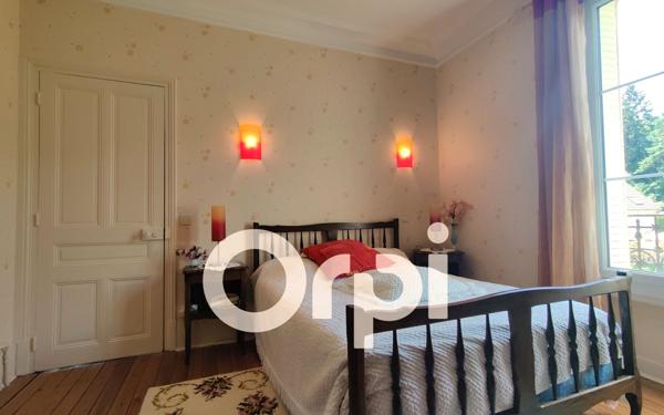 Maison à vendre    11 pièces • 220 m2 Soissons