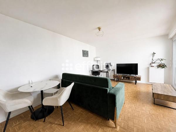 Appartement
         2 pièces
        - 47 m² Exclusivité 335 000 € *
