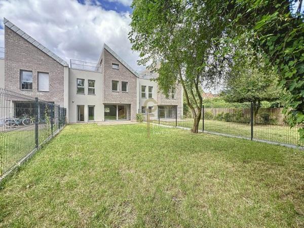 Maison mitoyenne 2 côtés Villeneuve-d'Ascq 147.01 m²