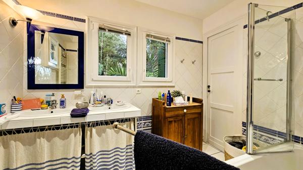 Maison/Villa à Vaux sur Mer de 215m2