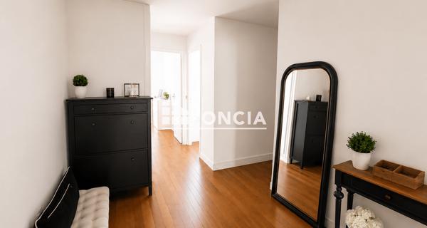 À vendre Appartement 3 pièces 71.49 m² - Versailles 78000