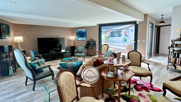 Vivre le prestige au quotidien, face à la majesté des montagnes pyrénéennes Maison à vendre 6 pièces GAN (64)