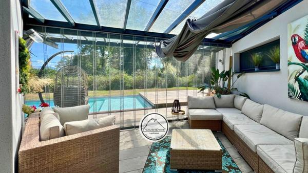 Vivre le prestige au quotidien, face à la majesté des montagnes pyrénéennes Maison à vendre 6 pièces GAN (64)