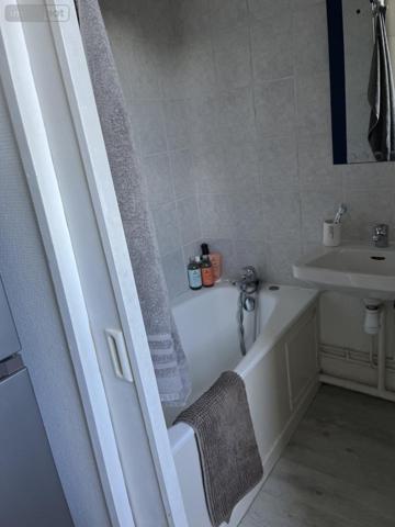 Appartement à louer à Dole dans le Jura (39100), ref : 39034-L90