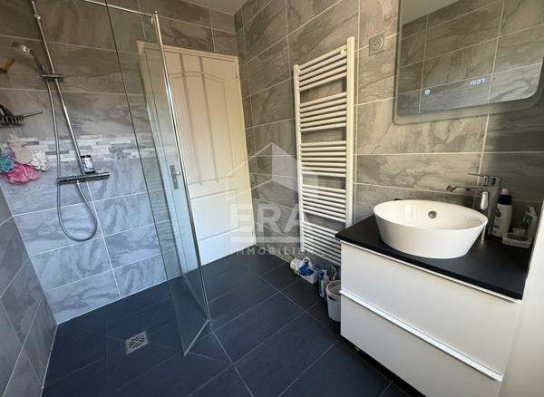 Maison Herblay Sur Seine 6 pièces 110 m2 (166 m2 utiles), proche école et à 12 min à pied de la gare.