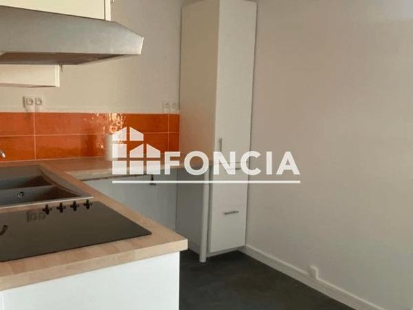 Location Appartement 3 pièces 62.56 m² - 9 AVENUE HENRI IV Rosny Sur Seine 78710