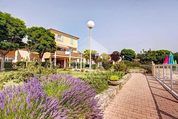 Hotel particulier Montauroux 1216 m2