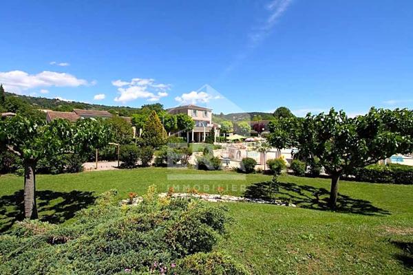 Hotel particulier Montauroux 1216 m2