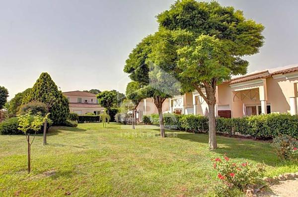 Hotel particulier Montauroux 1216 m2