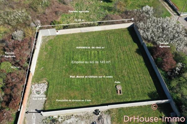 Terrain à vendre de 1 842 m²