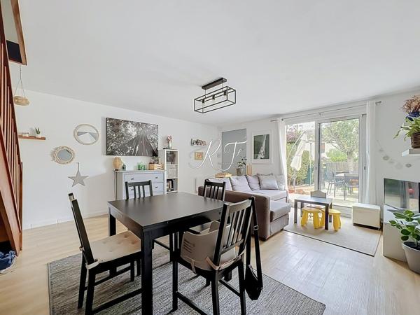 maison familiale proche de la gare RER