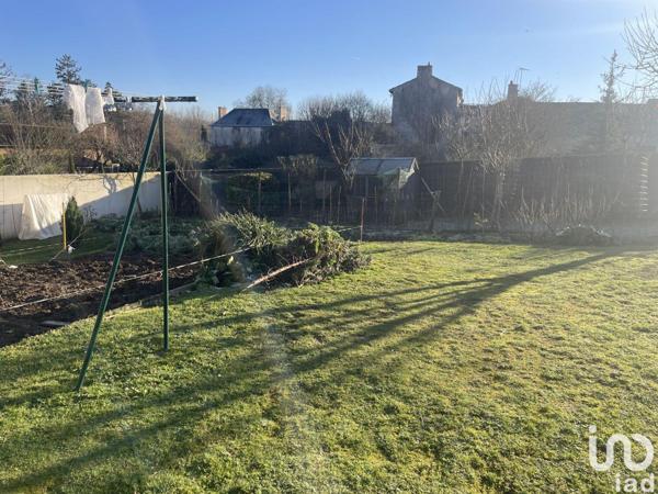 House for sale 4 rooms 180 m² Migné-Auxances