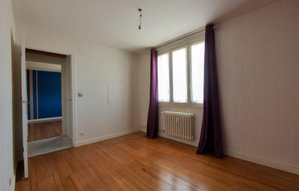 Appartement traversant de 70 m2 rénové avec goût   Château Vert, Valence